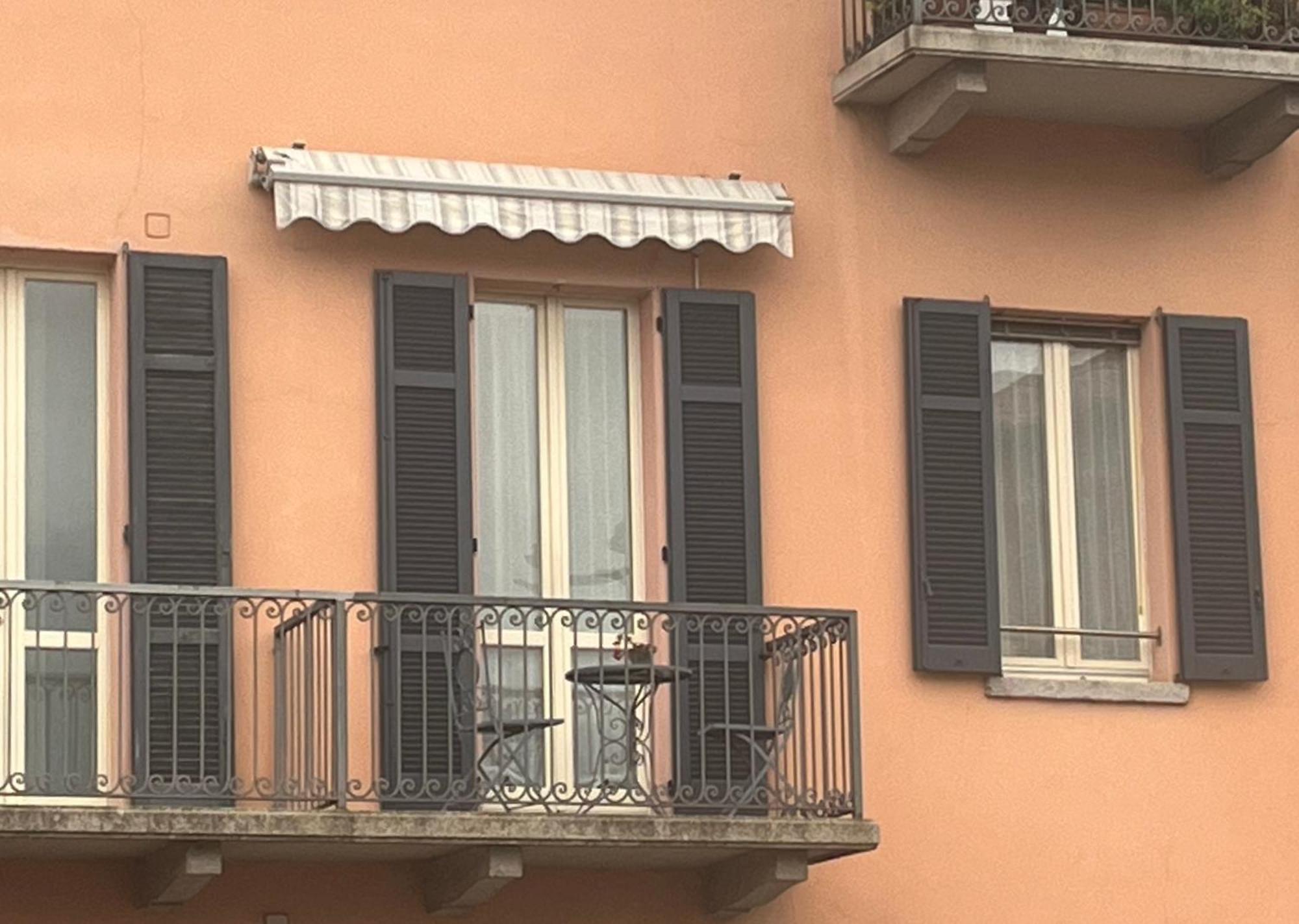 Willa La Ca In Piaza Cernobbio Zewnętrze zdjęcie