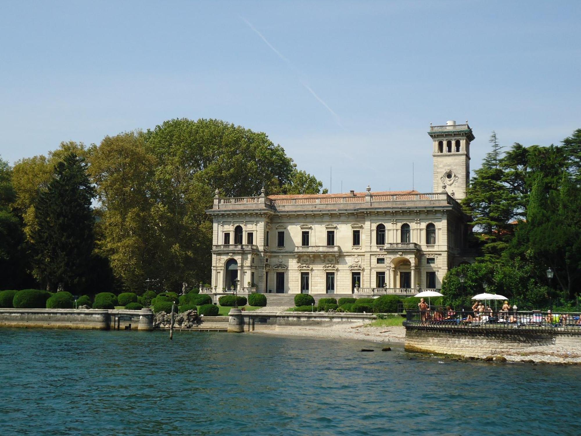 Willa La Ca In Piaza Cernobbio Zewnętrze zdjęcie