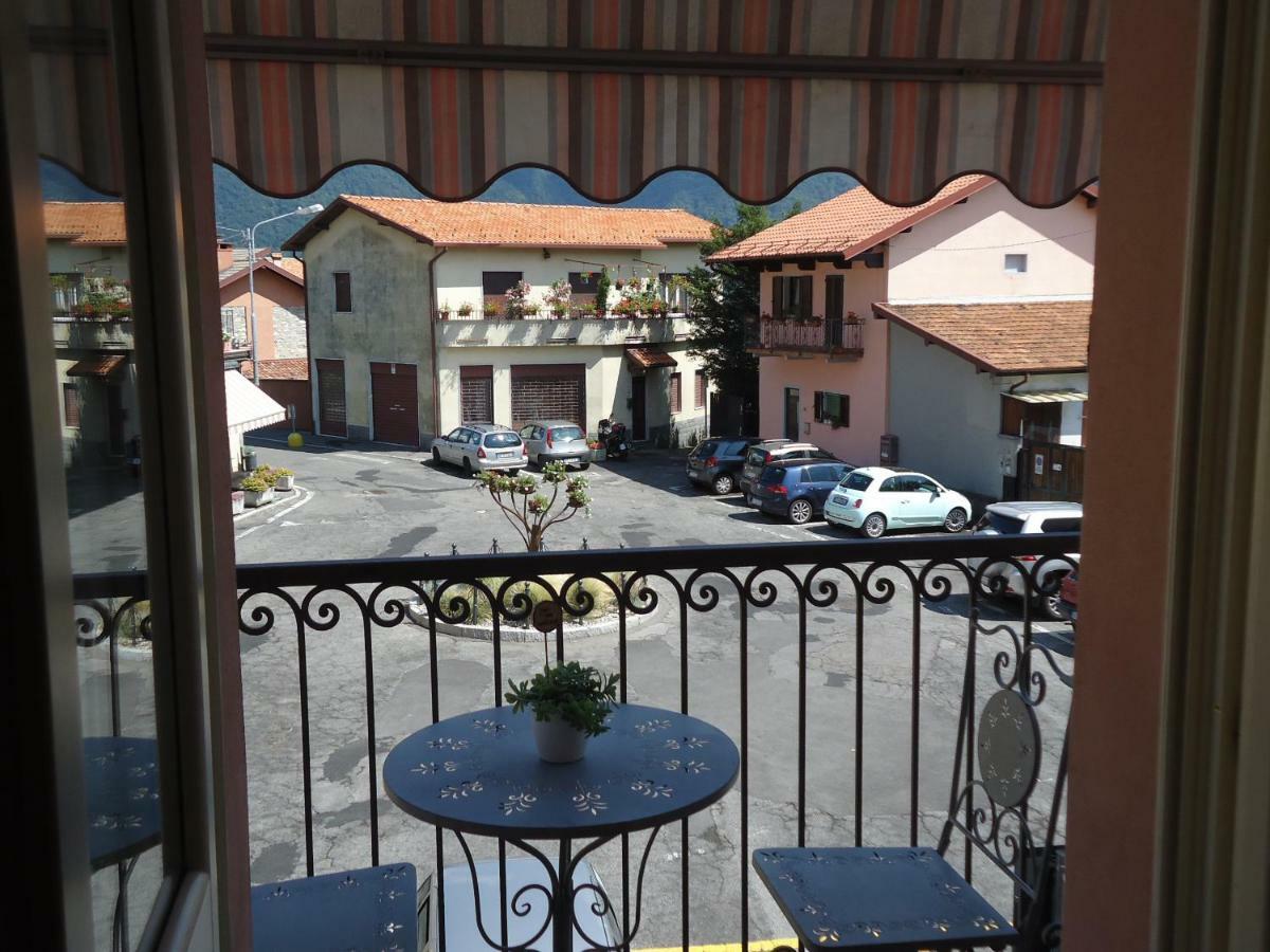 Willa La Ca In Piaza Cernobbio Zewnętrze zdjęcie